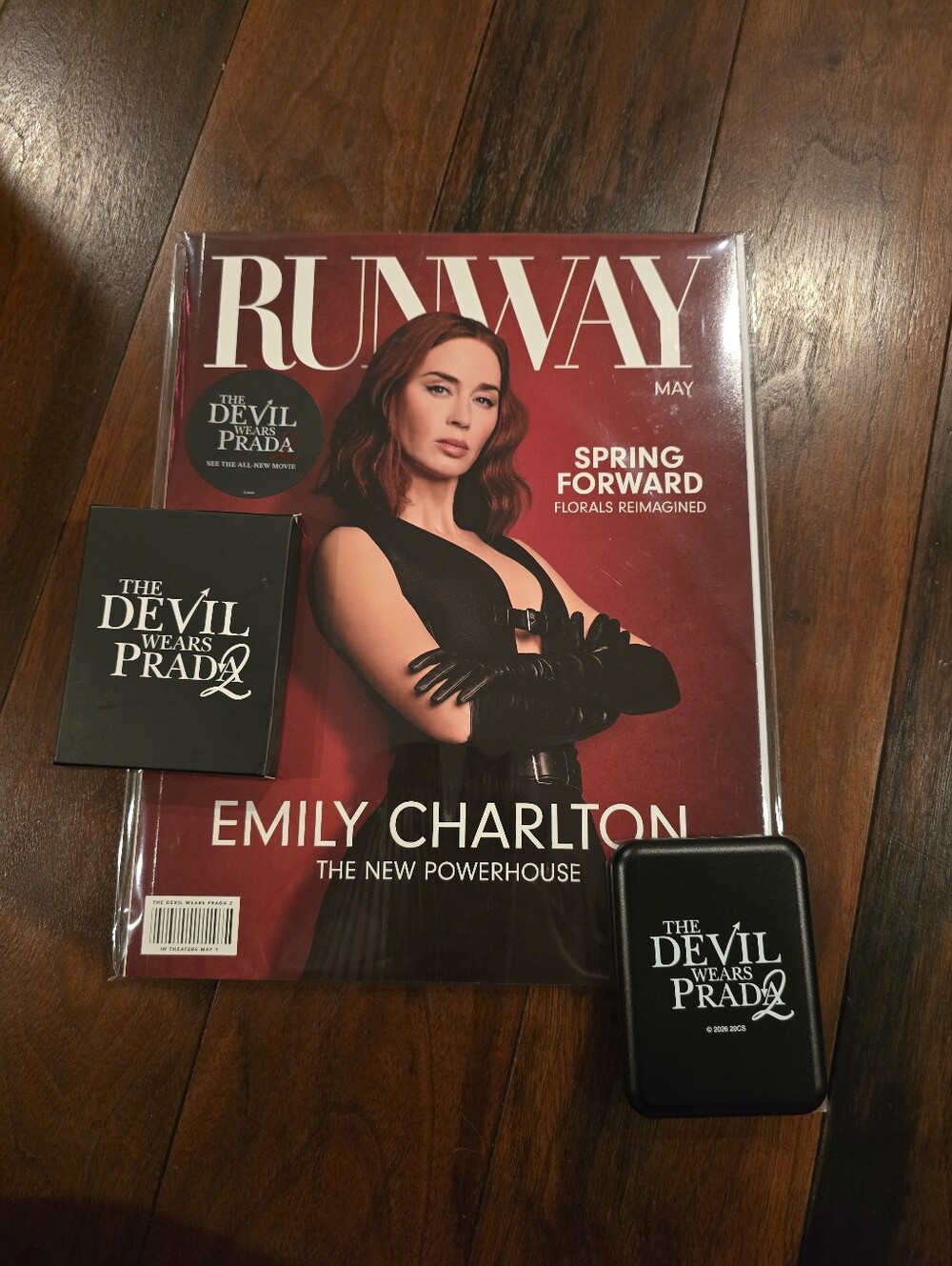The Devil Wears Prada 2 Runway Promo Magazine With Light Up Mirror